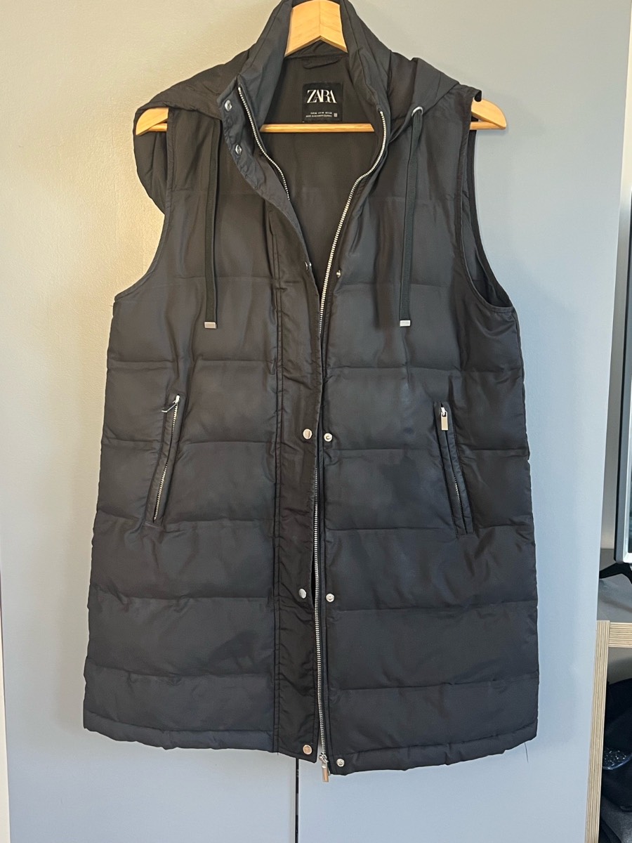 Zara Black Long Puffer Gilet Women’s Medium Hooded Quilted Sleeveless Bodywarmer