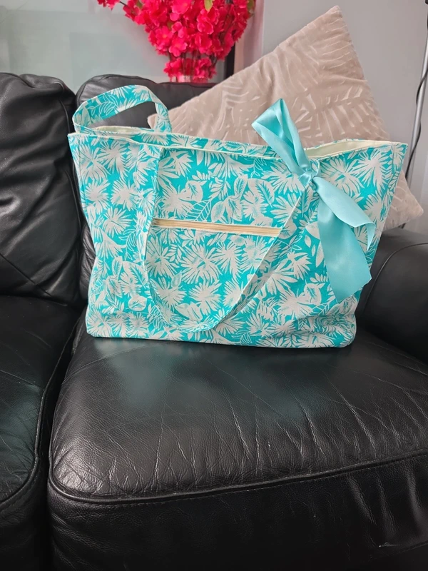 ladies tote bag