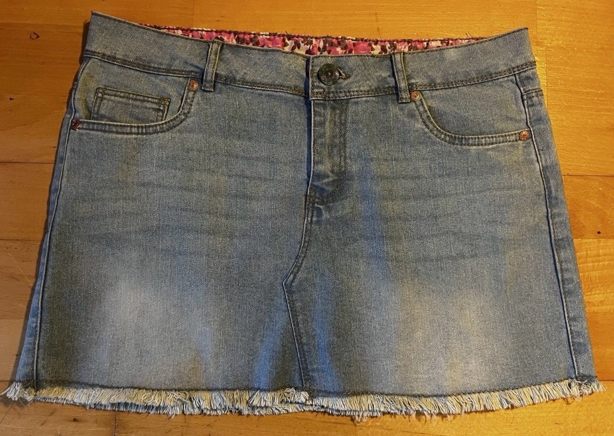 Vintage Y2K Denim Co Distressed Denim Hipster Mini Skirt Floral Trim Size 12