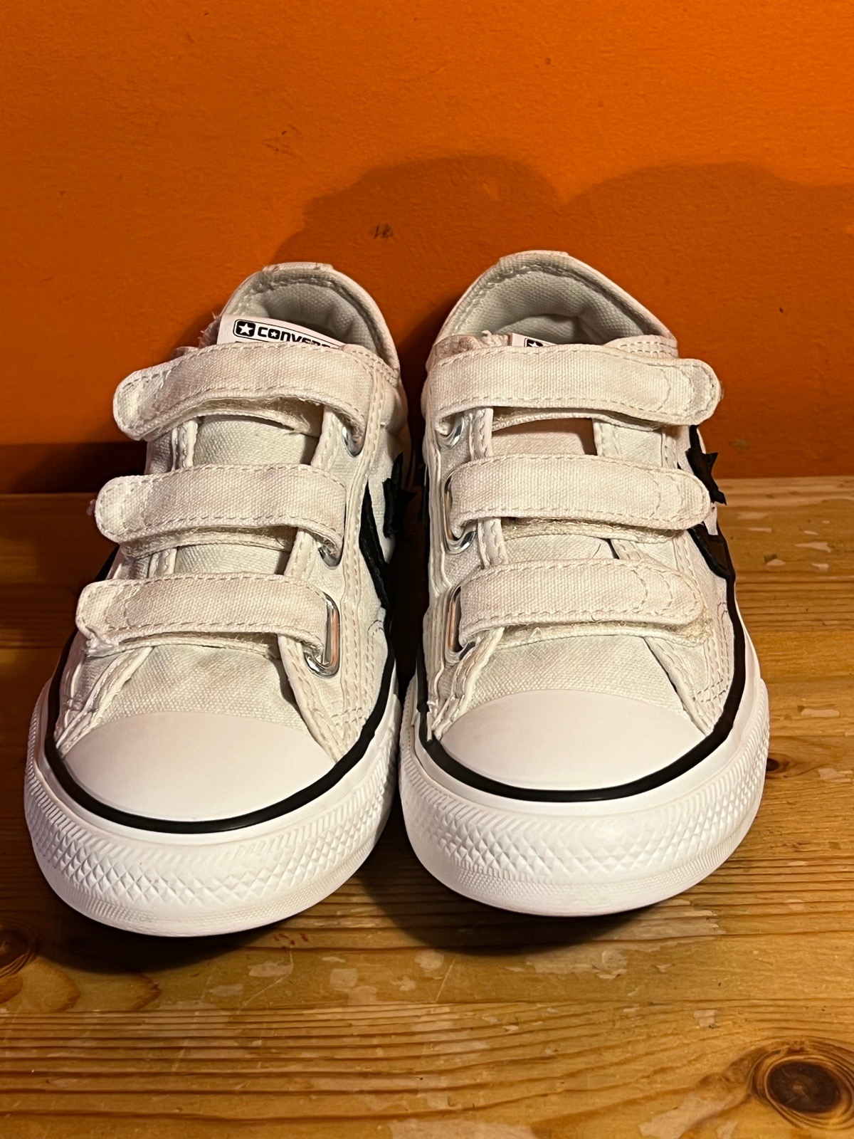 Converse Star Player 76 White Black 3-Strap Trainers Size UK 1 Kids A05218C
