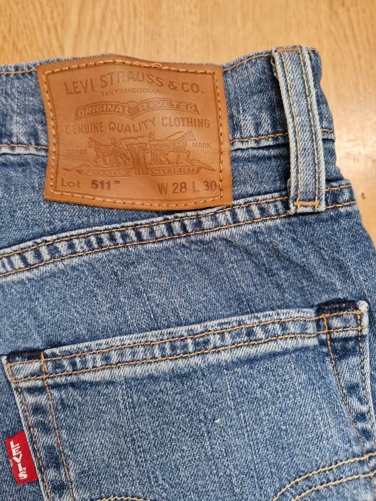 Levi’s 511 Slim Fit Premium Jeans W28 L30 Mid Blue Stretch Denim Excellent Condition