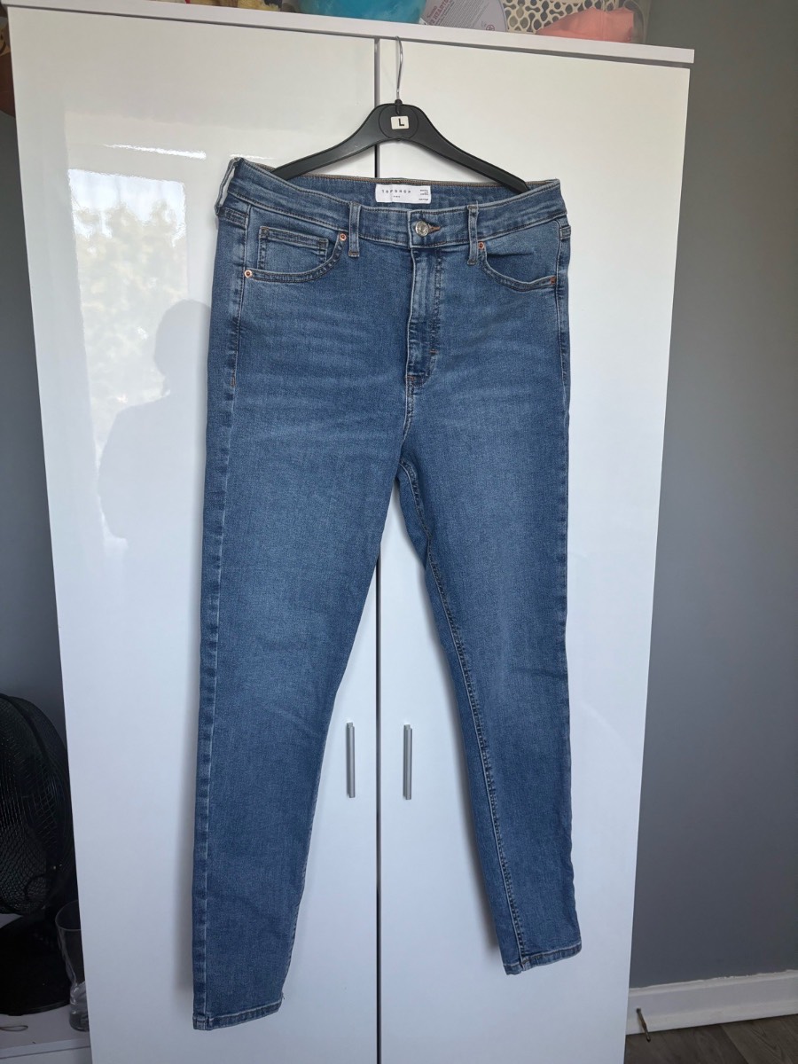Skinny jeans
