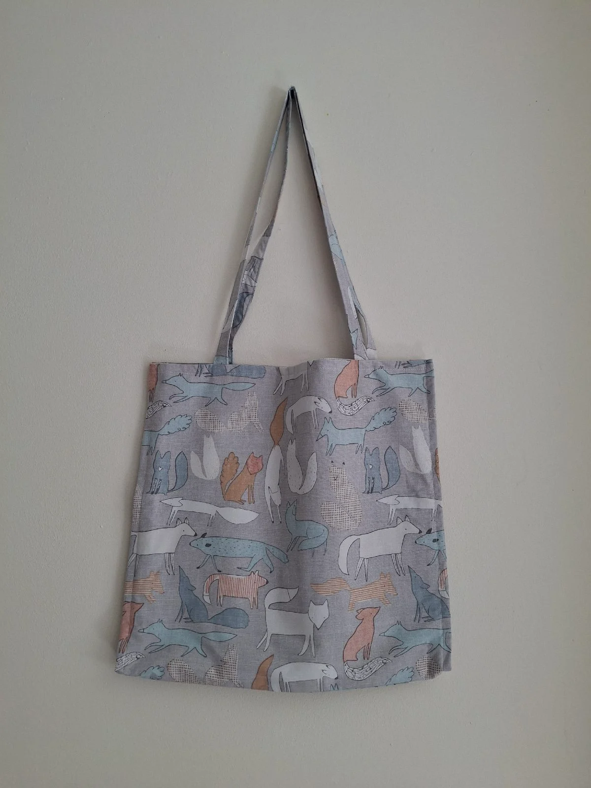 Hand Sewn Fox Print Lined Fabric Shoulder Bag.