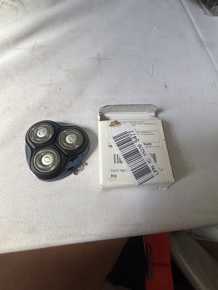 FK-373 Replacement Electric Shaver Head 3 Rotary Blades Foil Razor Attachment Blue