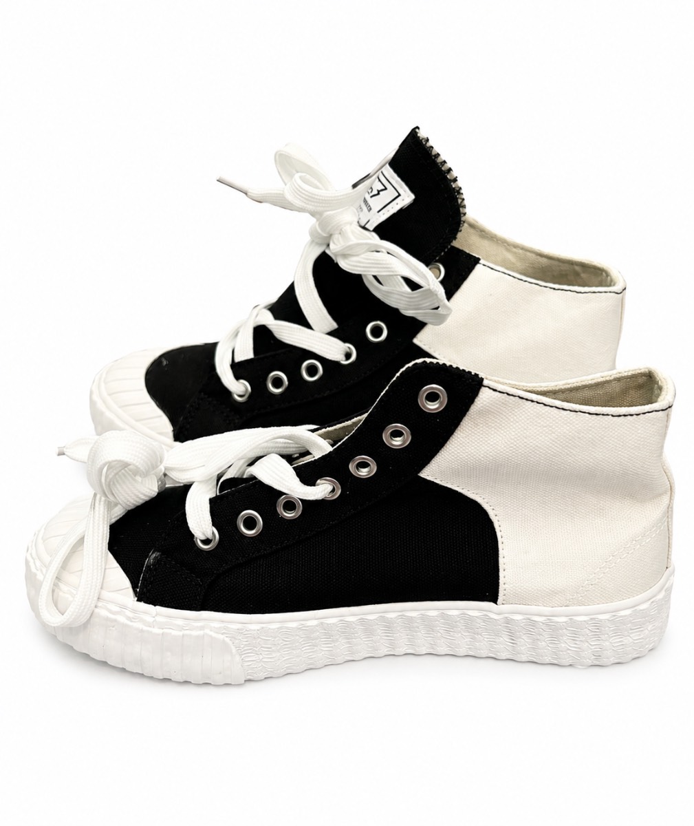 D&B Canvas High Top Trainers Size 37 UK 4 Black White Lace Up Casual Shoes New