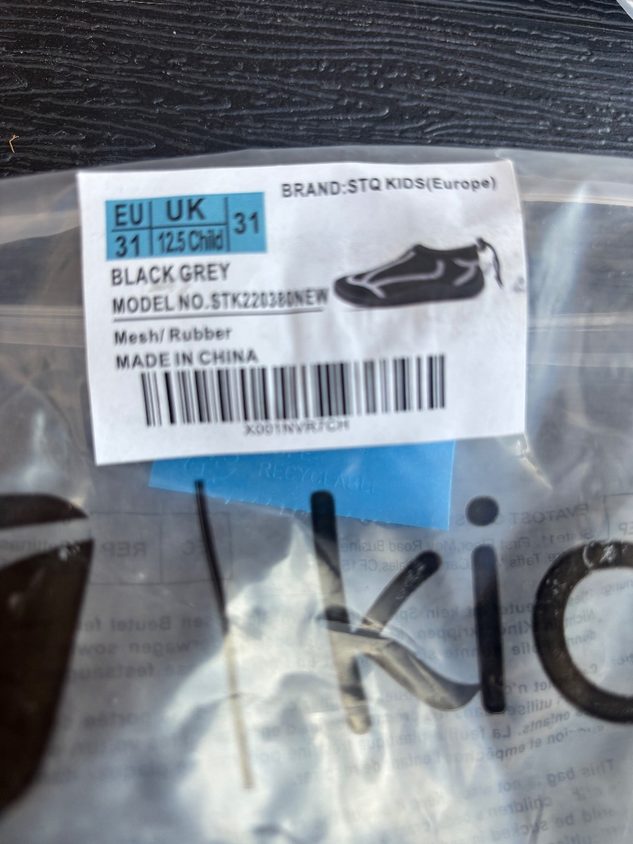 Kids Aqua Water Shoes Black Grey EU 31 UK 12.5 Beach Swim Pool Slip On New