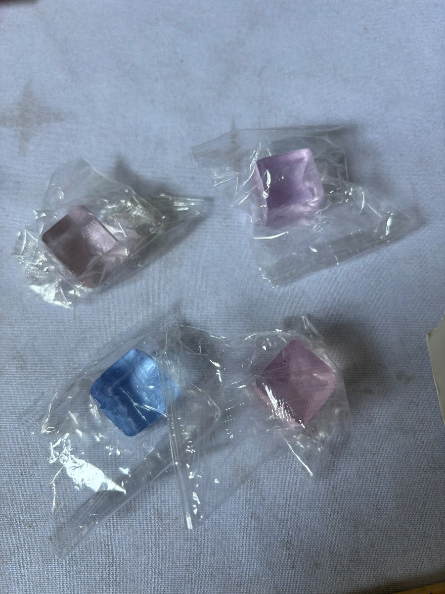 Mini Ice Cube Squishy Stress Relief Fidget Toy Random Colour Sensory Squeeze Cube New