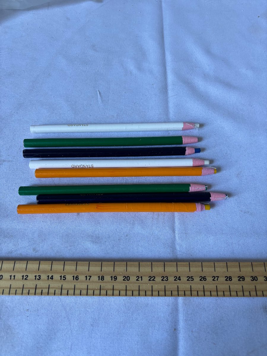Standard 12 Piece Colour Wax Crayons Pencils Assorted Colours Art Set New
