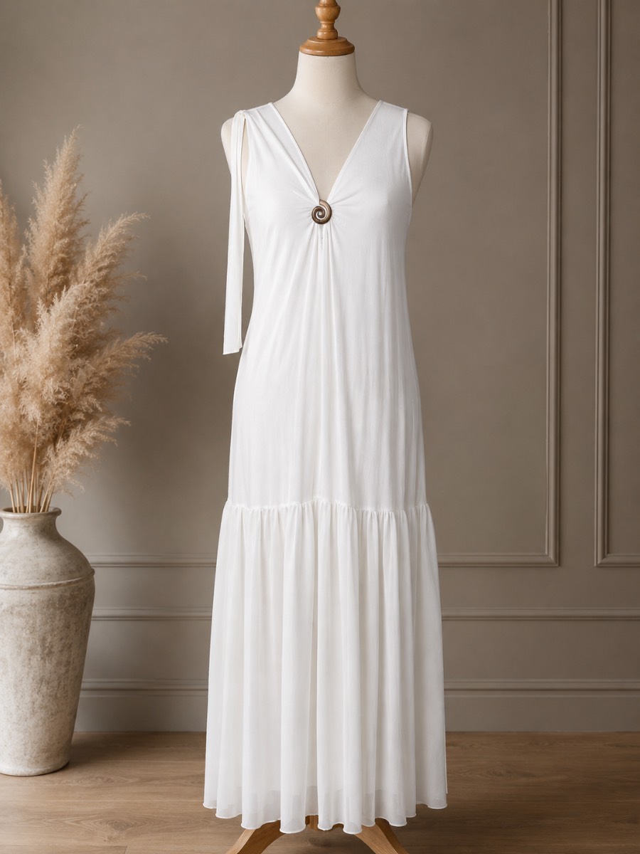Boohoo White Maxi Dress Size 16 BNWT Sleeveless Ring Detail Tiered Hem