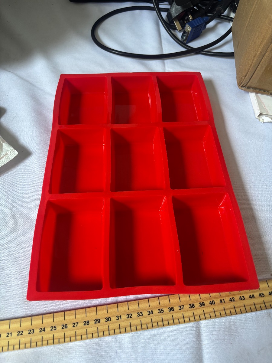 9 Cavity Silicone Loaf Soap Mould Red Rectangle DIY Baking Cake Brownie Mold New