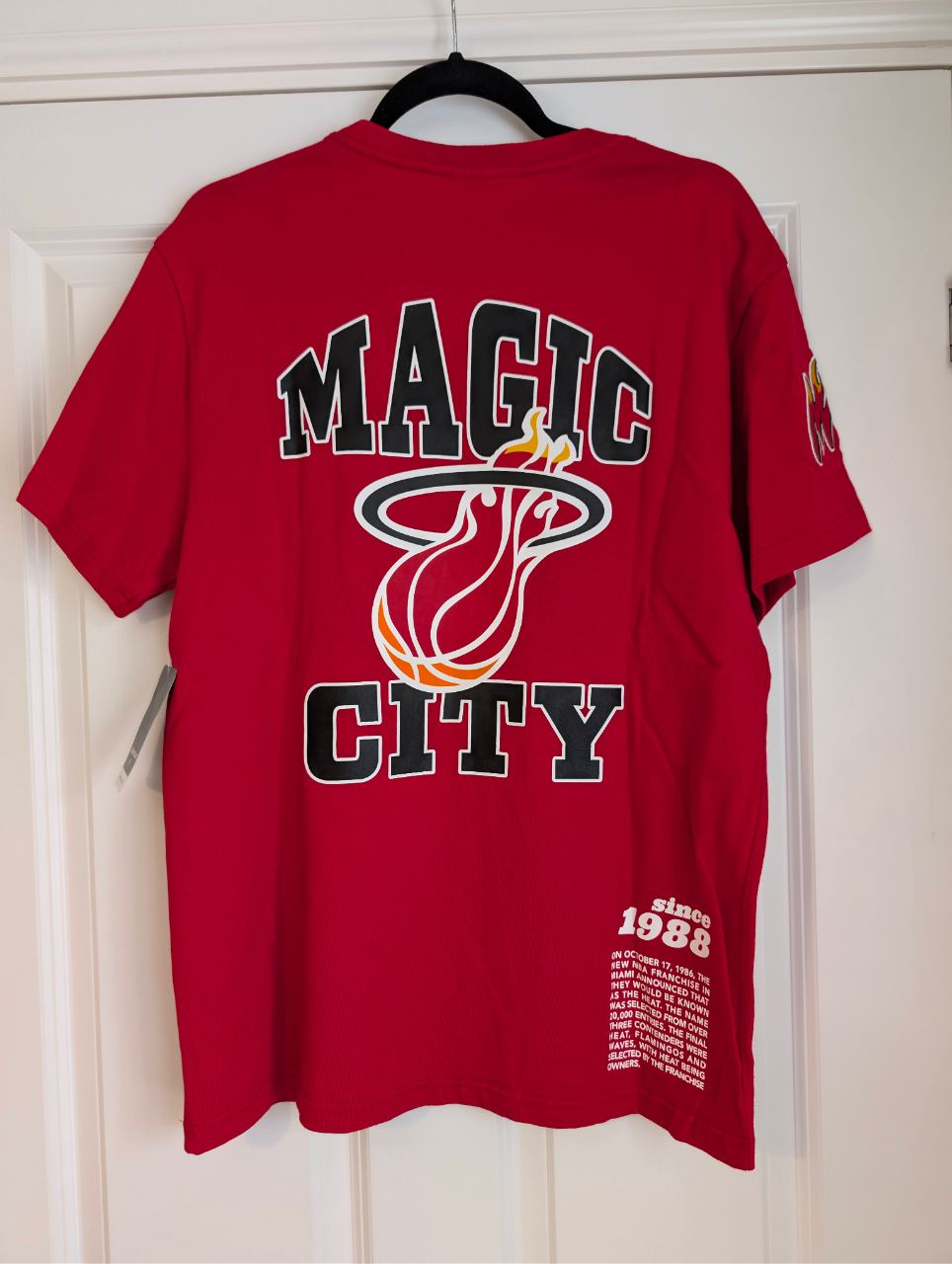 Mitchell & Ness Miami Heat "Magic City" T-Shirt Small