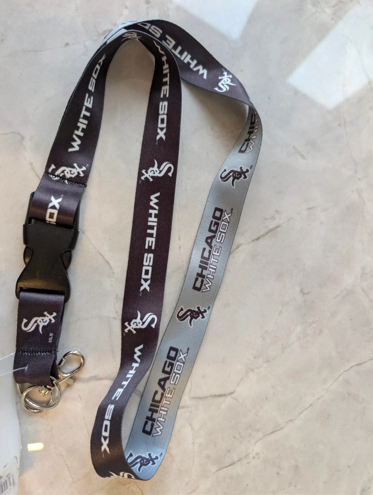 MLB Chicago White Sox Lanyard Neck Strap Key Card Pass ID Holder Detachable Clip