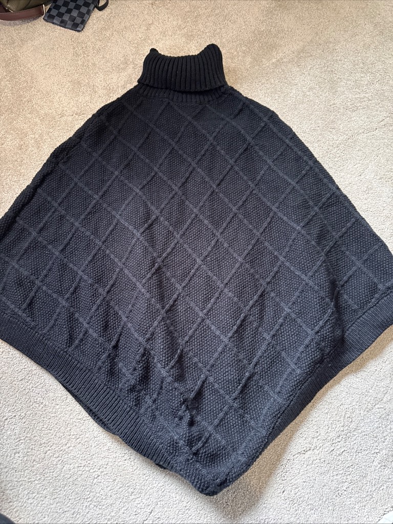 Lipsy Black Knitted Poncho One Size