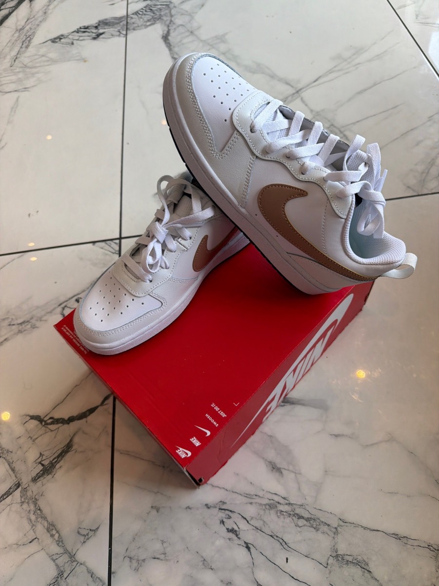 Nike court borough low 2