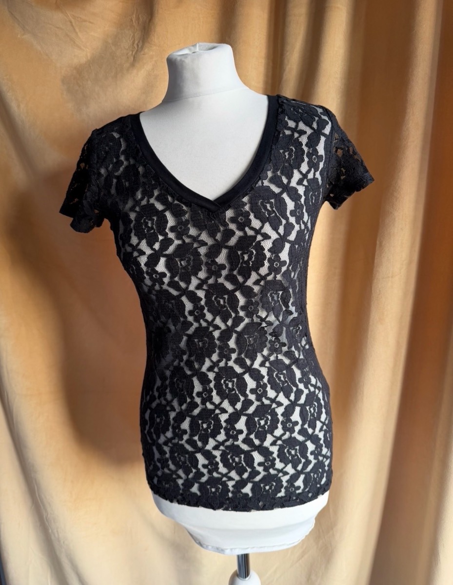Tezenis Black Lace Short Sleeve top New with tags size S fits 8/10