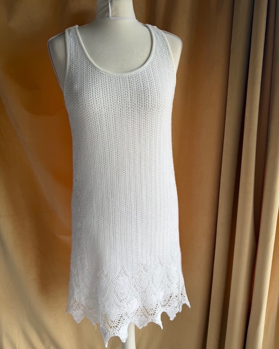 Solitaire Summer Beach Holiday White Embroidered Crochet Dress size S fits 8/10