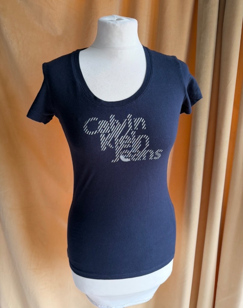 Calvin Klein Jeans Navy Short Sleeve T-shirt size M fits 8/10