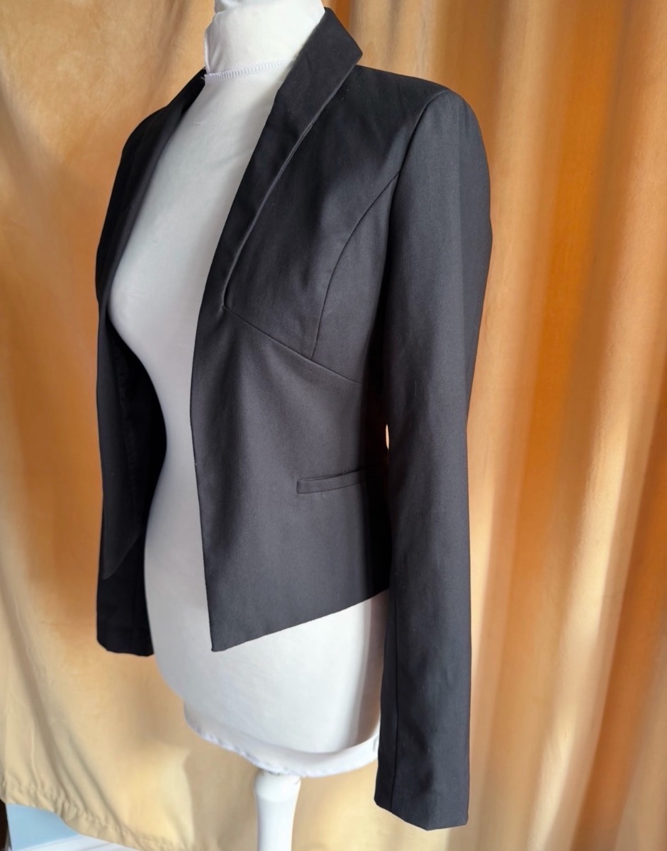Selected Femme Black Short Crop Blazer fits 8/10