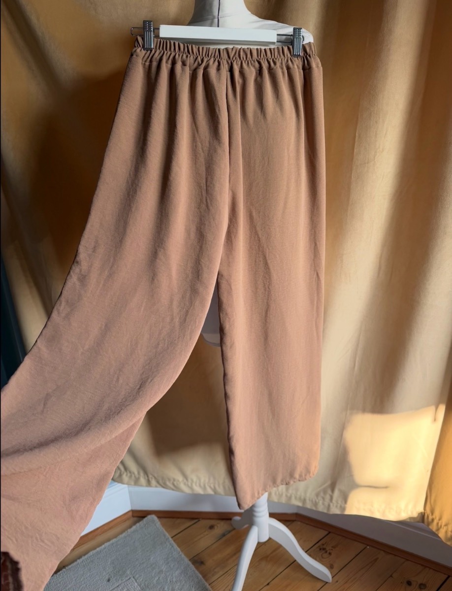 Made in Italy Summer Beige Wide Leg Trousers fit size 10/12 new without tags