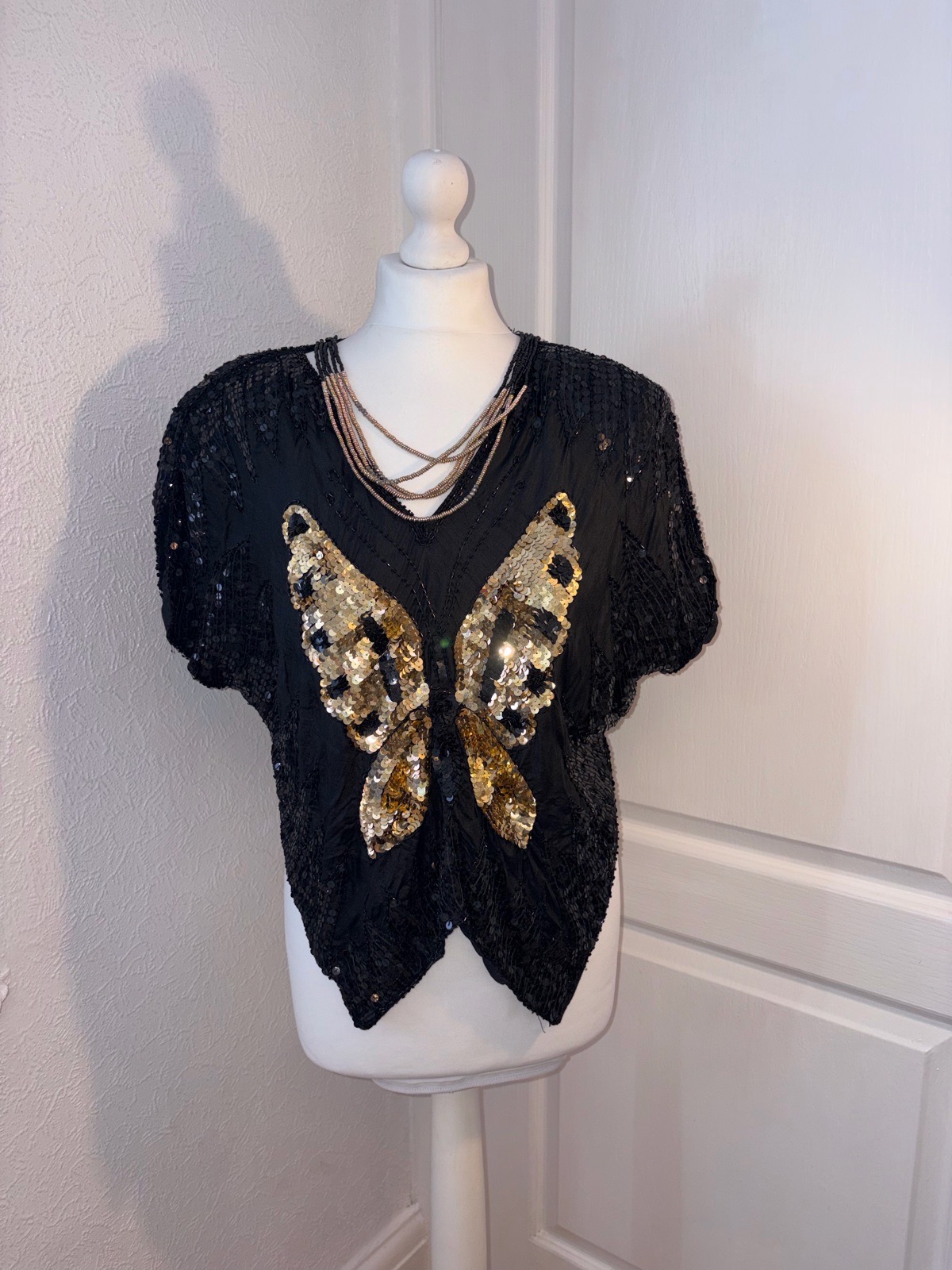 Vintage 80s Black and Gold 100% Silk Full Sequin Embroidered Butterly Poncho Cape Top Size 14