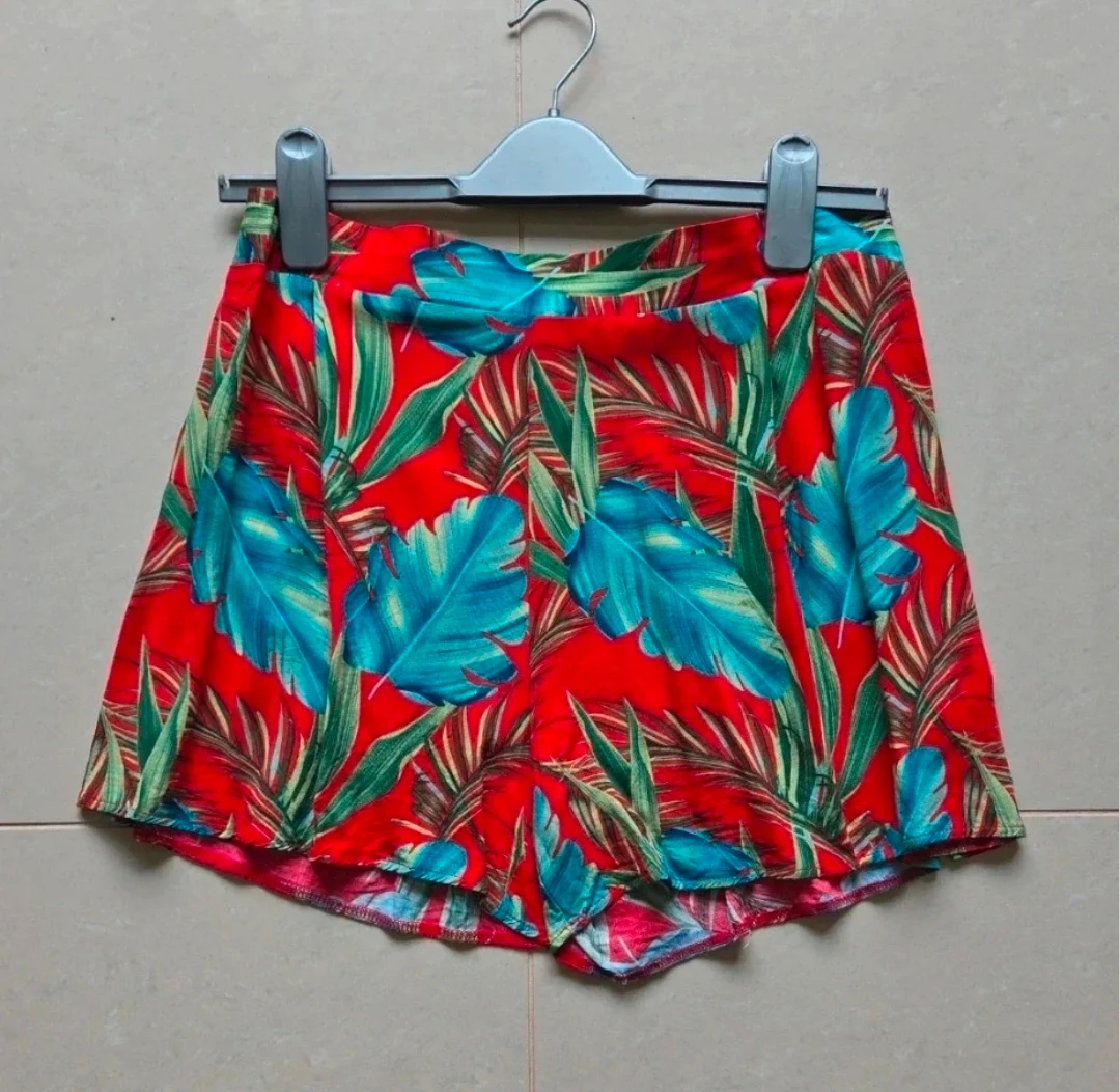 Ladies shorts Size 12