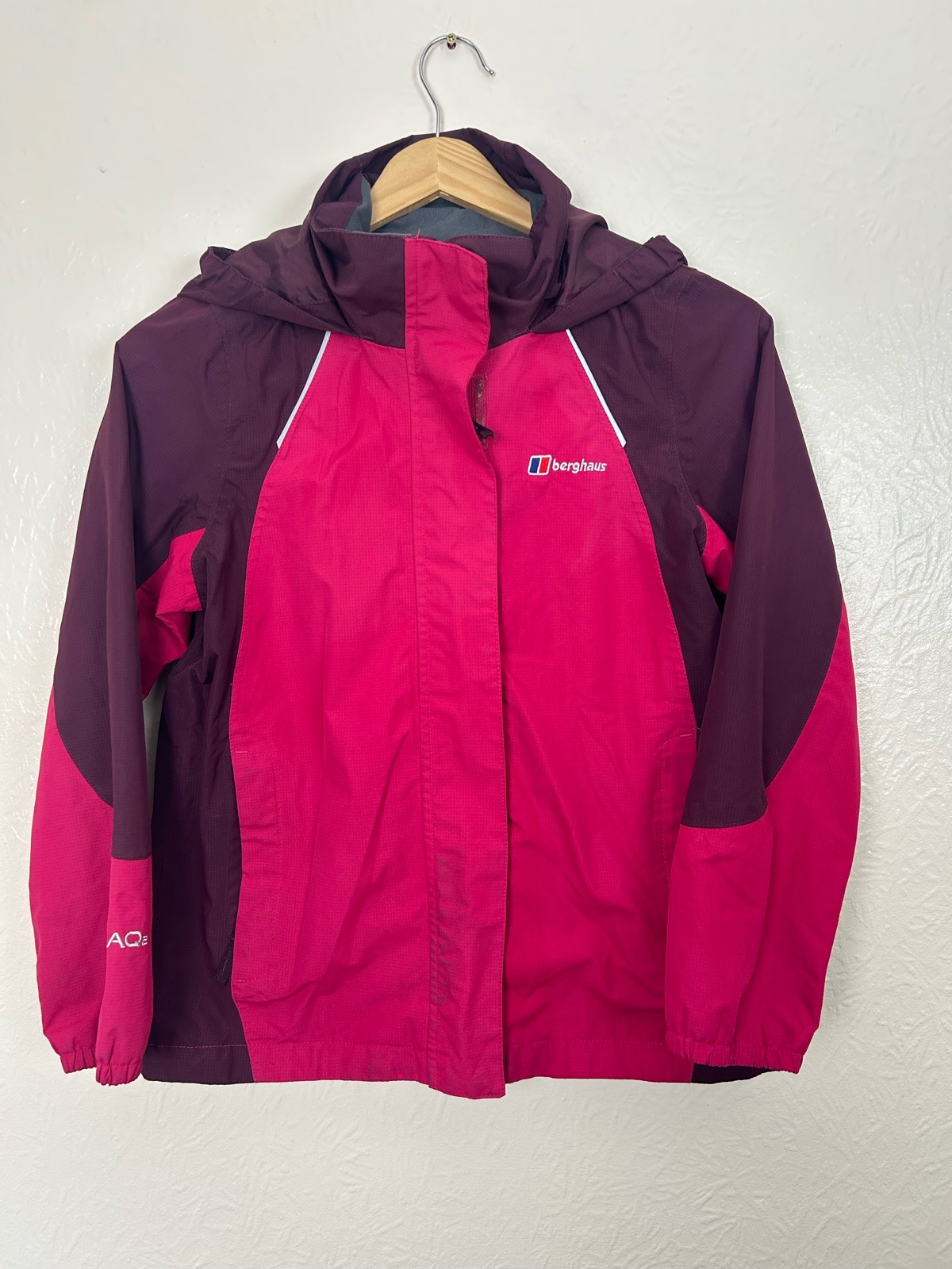 Berghaus Pink & Purple Waterproof Jacket 9–10 Years Retro Outdoor Hiking