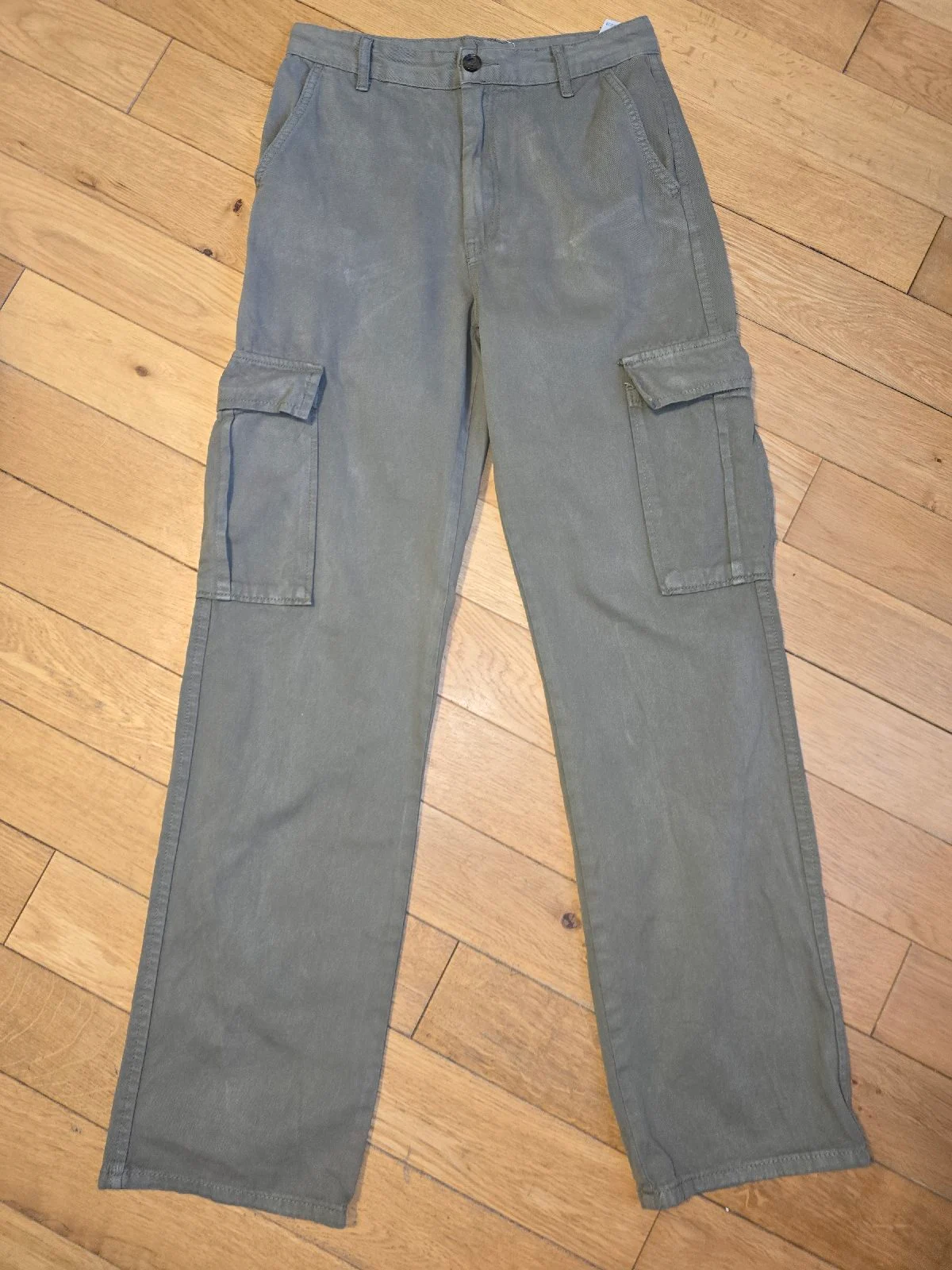 Stradivarius khaki green utility slouch trousers size 10