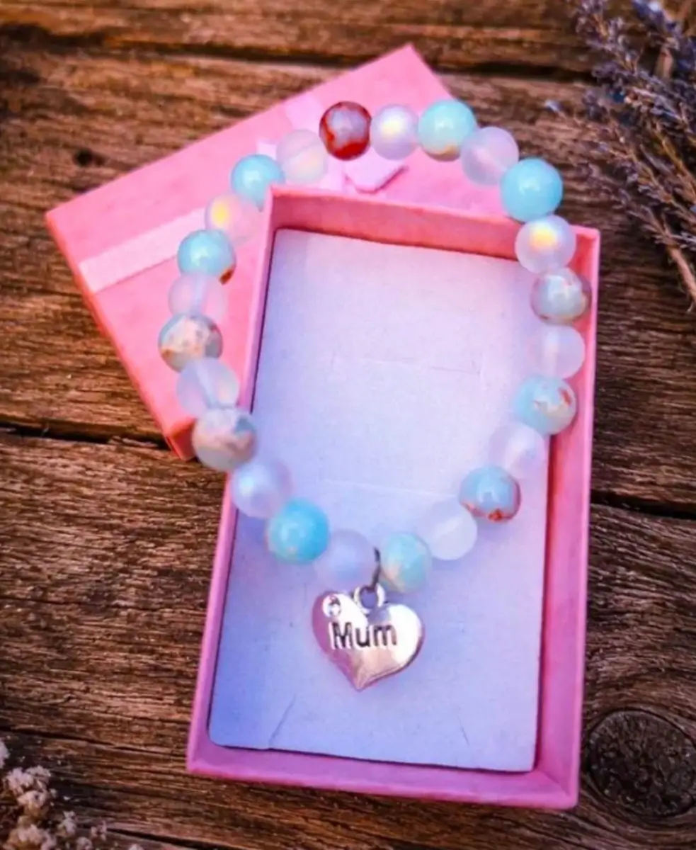Mum bead/charm bracelet