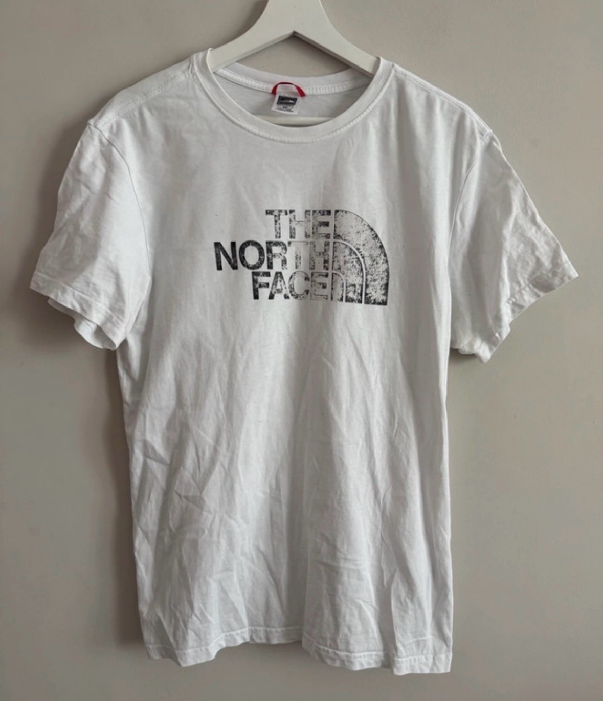 The North Face White Logo T Shirt Size Medium Distressed Print Tee