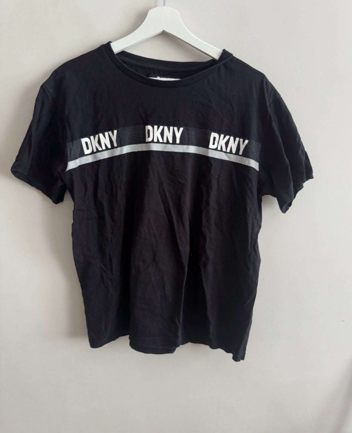 DKNY Men’s Black Logo T Shirt Size M