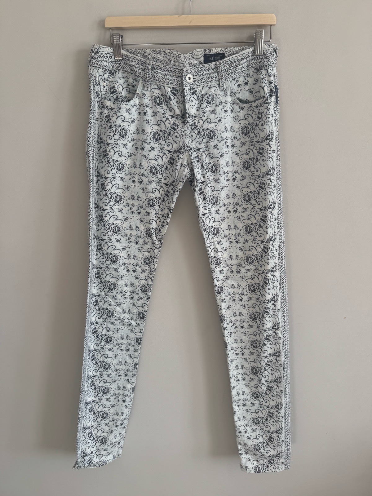 Armani Jeans Floral Patterned Skinny Jeans White Grey Size 29 29