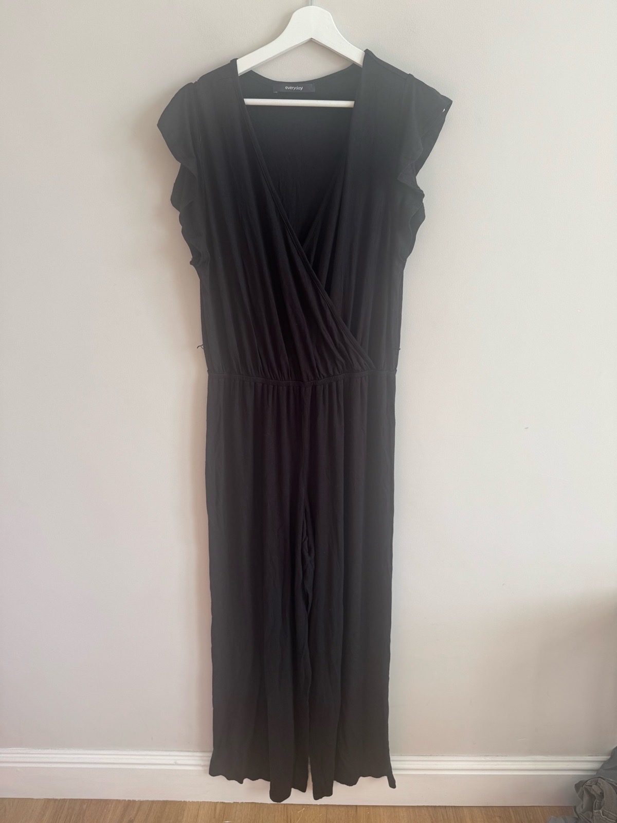 Very black jumpsuit wrap style sleeveless wide leg size 16