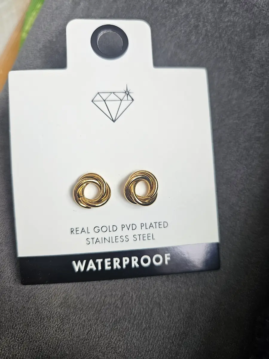 Lovisa earrings