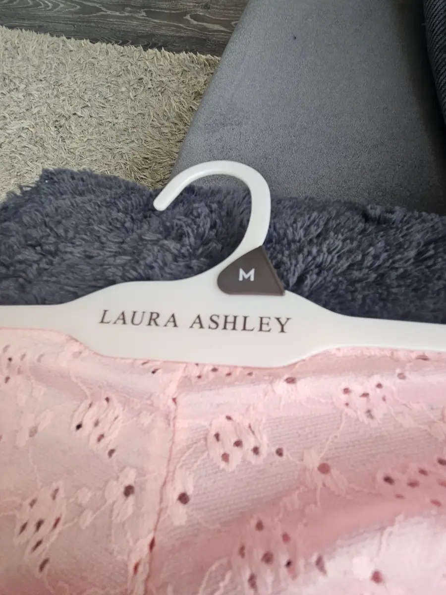 Laura ashley 2 piece set