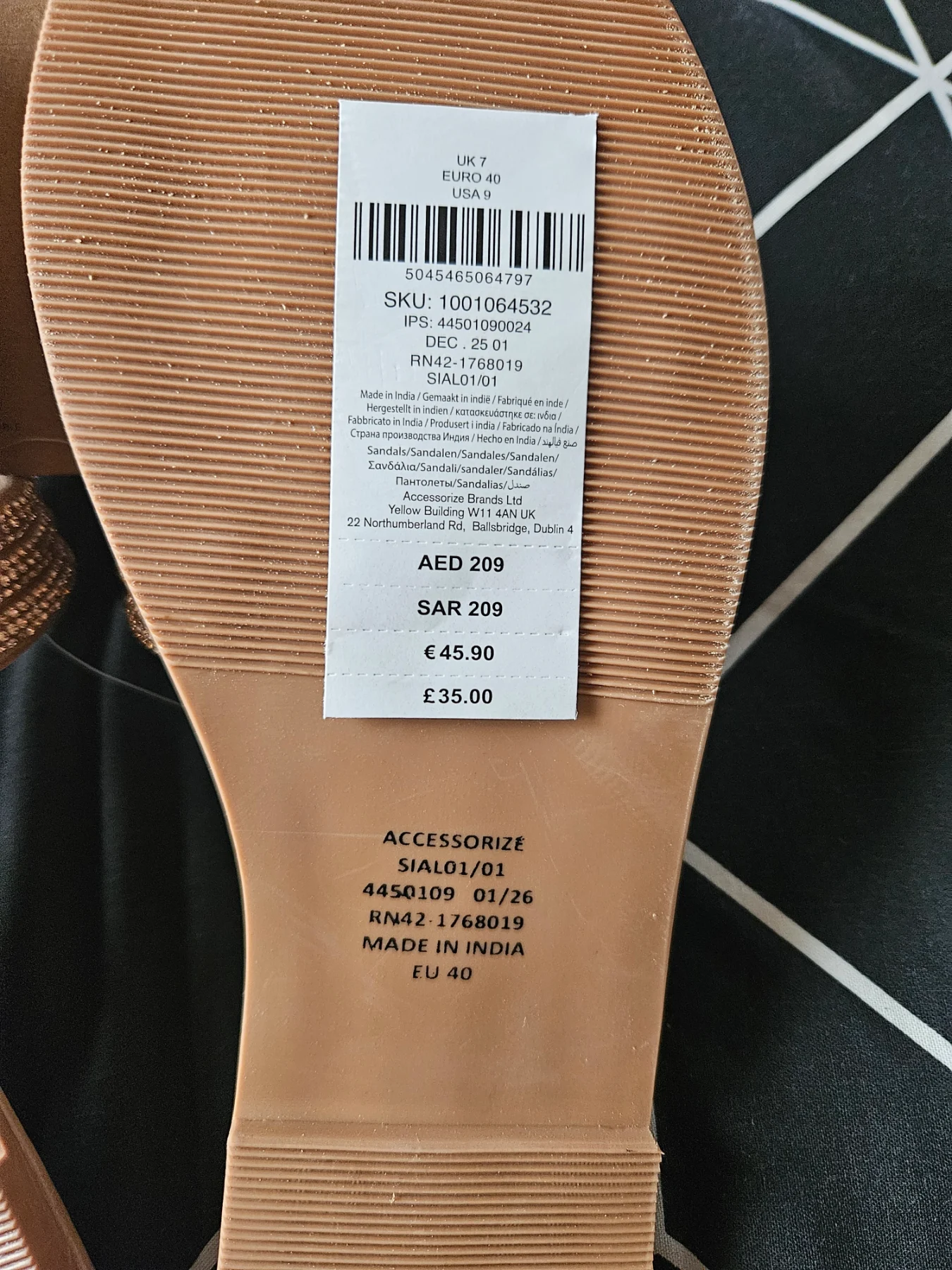 Accessorize sandles size 7
