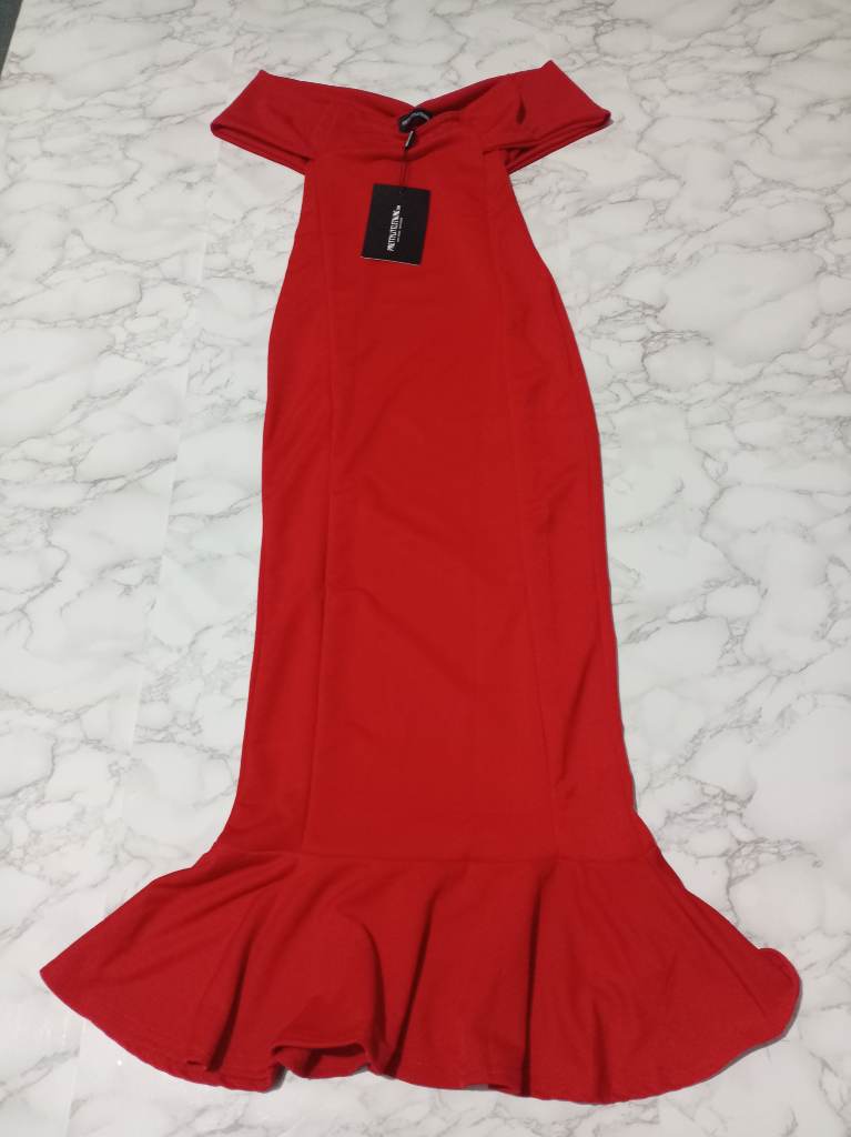 Size 8 PrettyLittleThing red bardot frill hem midi dress BNWT