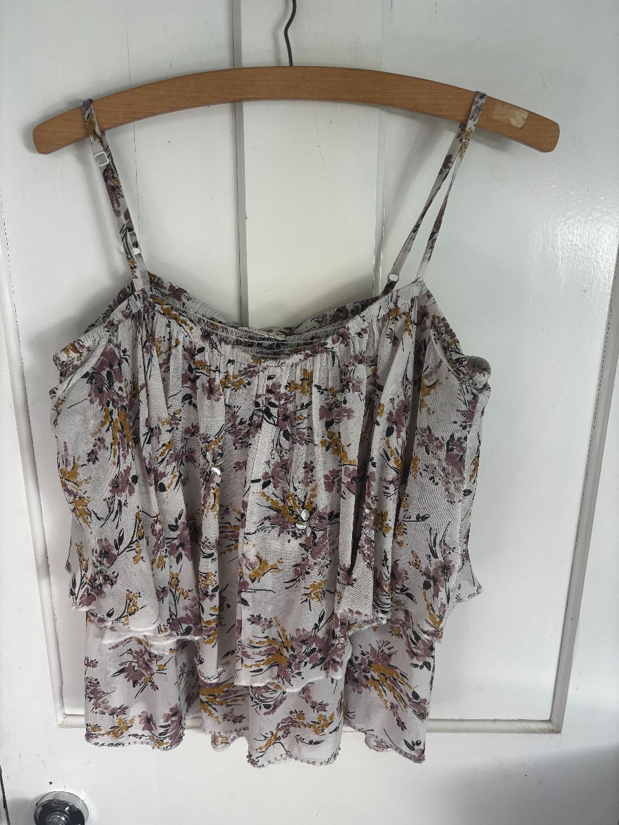 Boho Casual Miss Selfridge floral cami Top featuring a layered ruffled design size  14