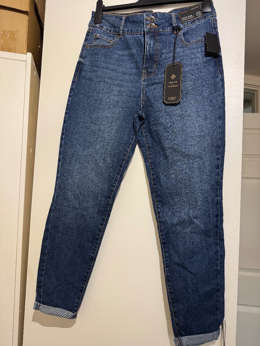 Women’s jeans