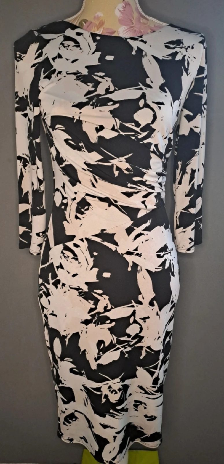 Coast black & white print dress size 8 vgc