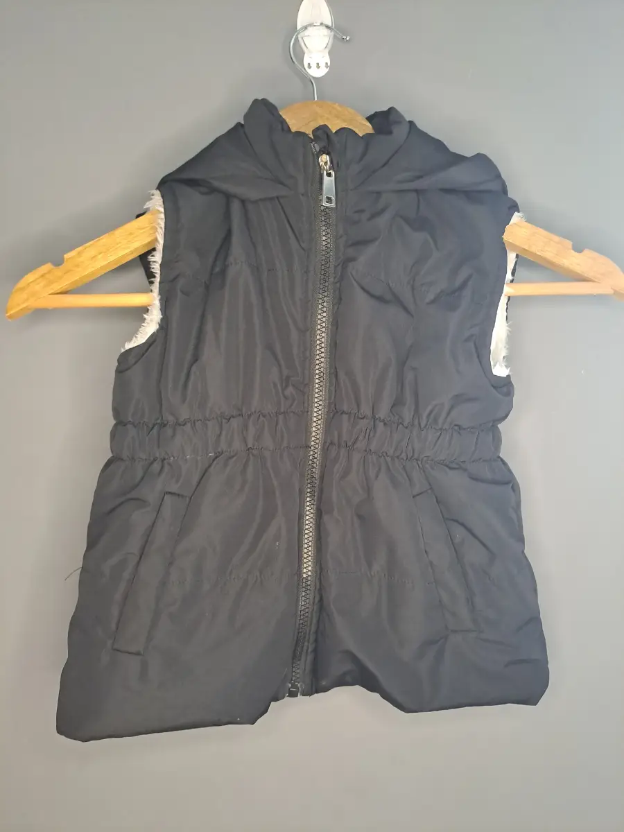Girls fleece lined gilet/bodywarmer from Shein age 4 years