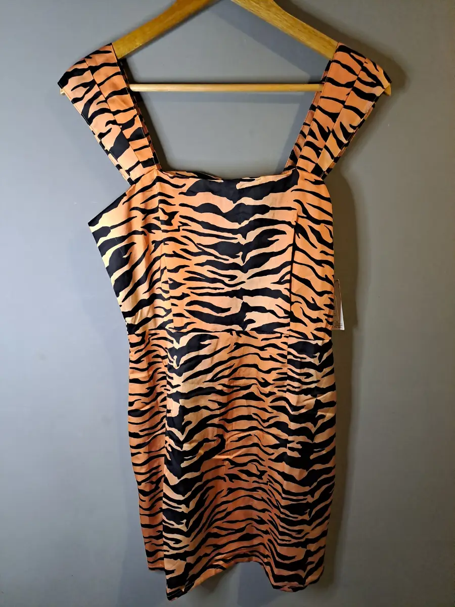 Lola May tiger print dress size 10 bnwt