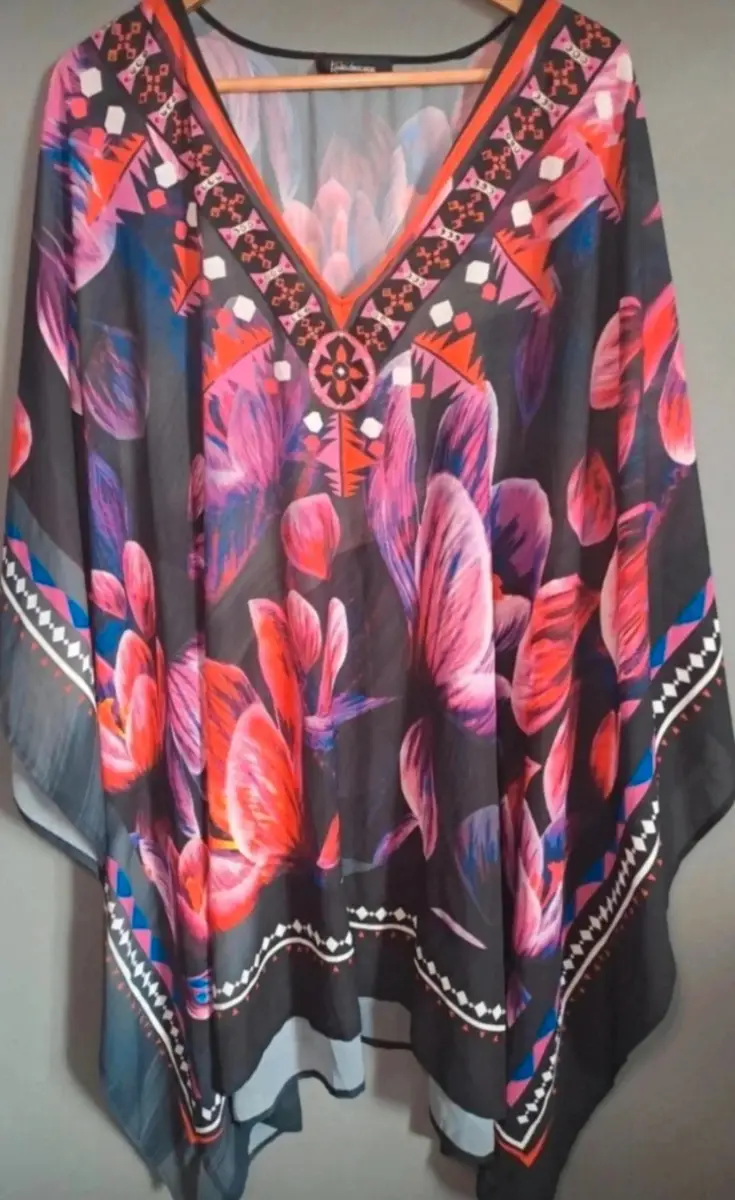 Kaleidoscope kimono/beach cover up size 10/12 exc condition