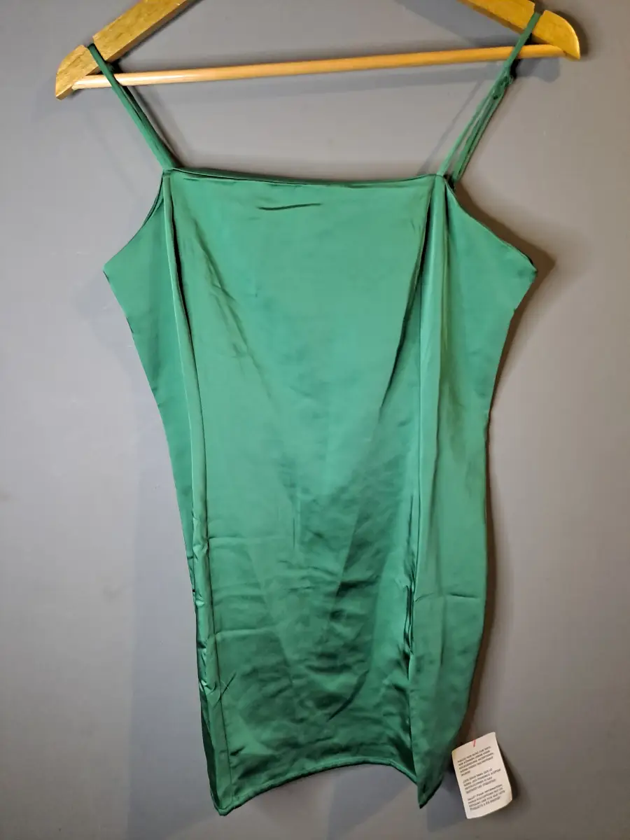 Asos design mini dress in green size 10 bnwt