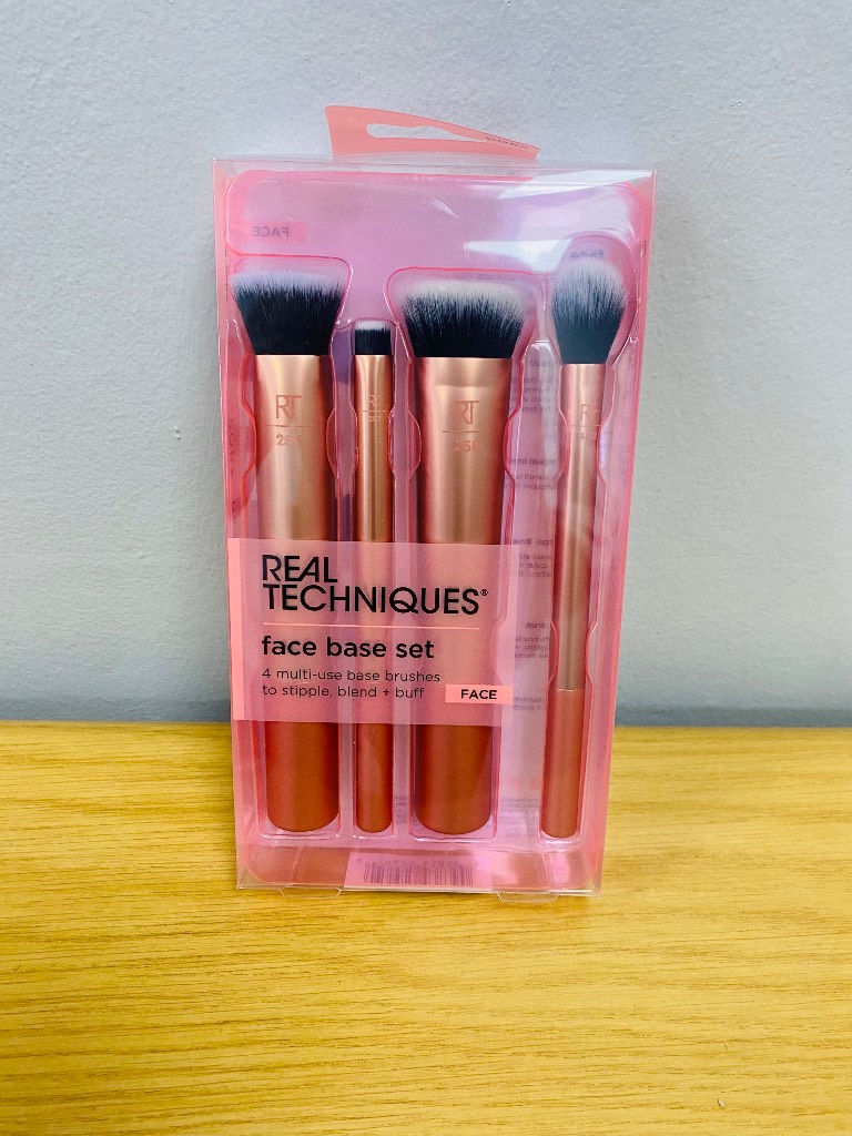 Real Techniques Face Base Set-New