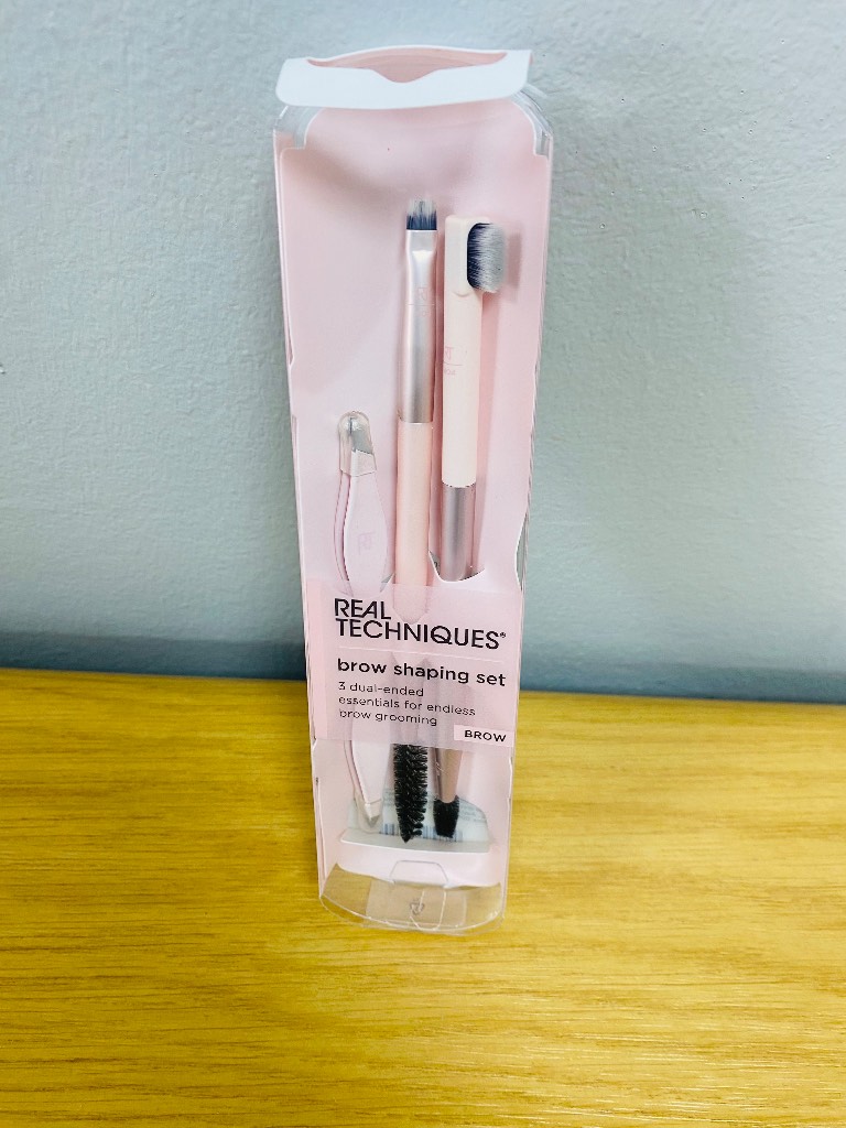 Real Techniques Brow Shaping Set - New