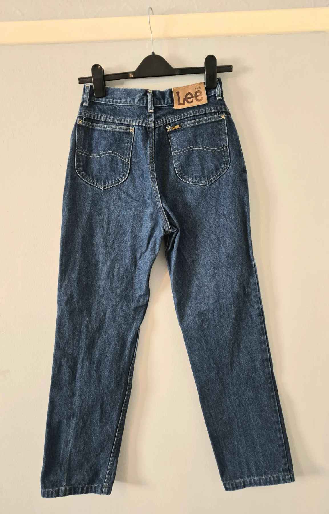 Vintage Lee Riders High Waisted Jeans Dark Wash Mom Jeans Tapered Leg UK 6/8