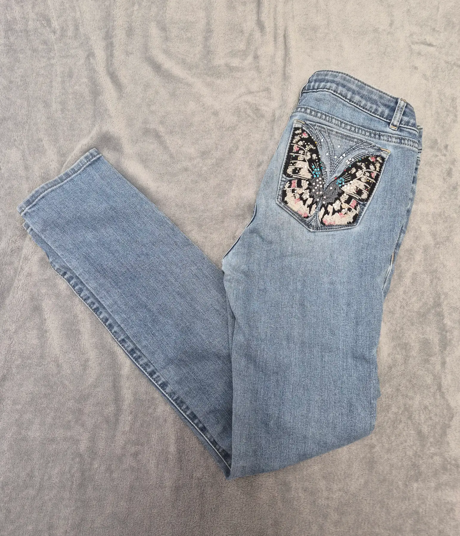 Miss Me vintage butterfly bling embrioded pockets skinny low rise jeans