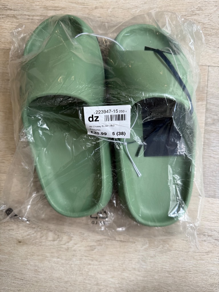Jack Wills Chunky Sliders – Pistachio Green – UK 5 / EU 38 – Brand New