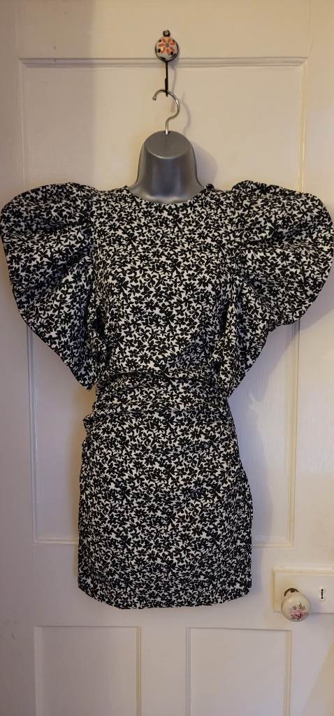 White with black flowers elegant dress