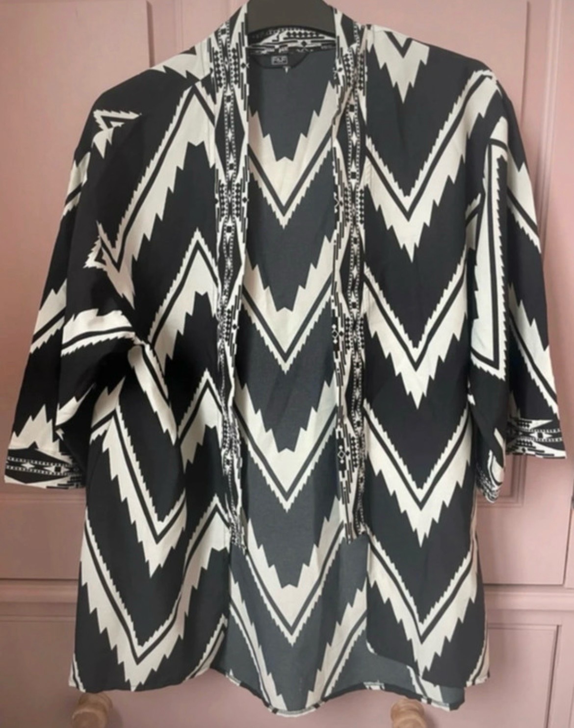 F&F holiday kimono/Summer cover up size 6